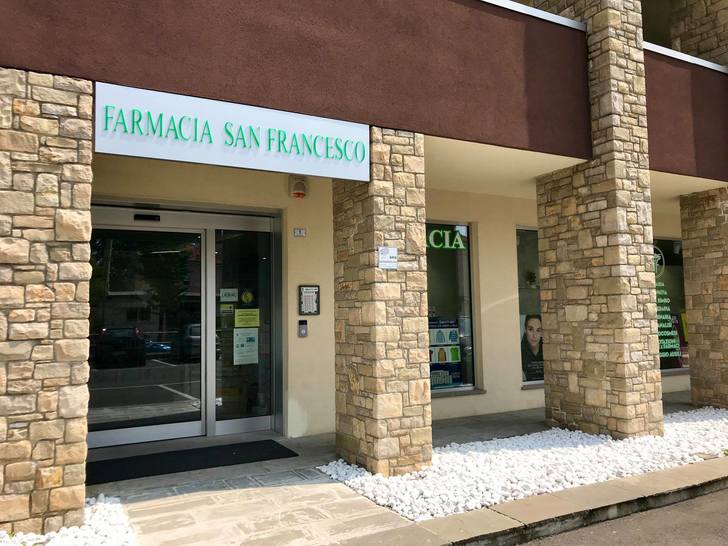 FARMACIA SAN FRANCESCO - BERNAREGGIO