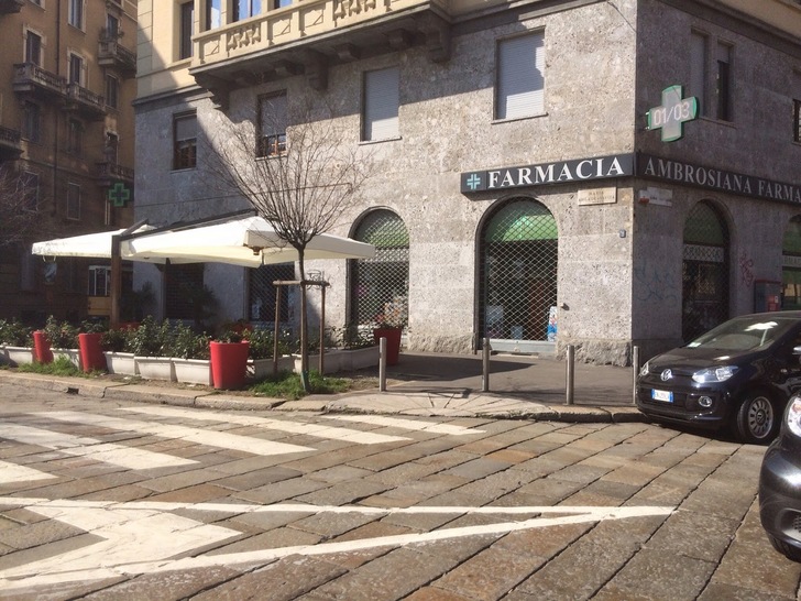 FARMACIA AMBROSIANA - MILANO
