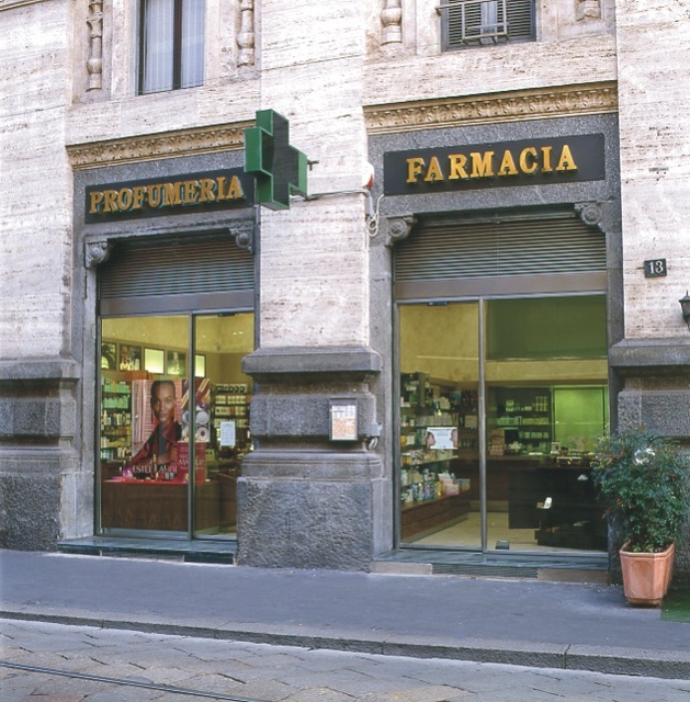 FARMACIA CENTRALE - MILANO