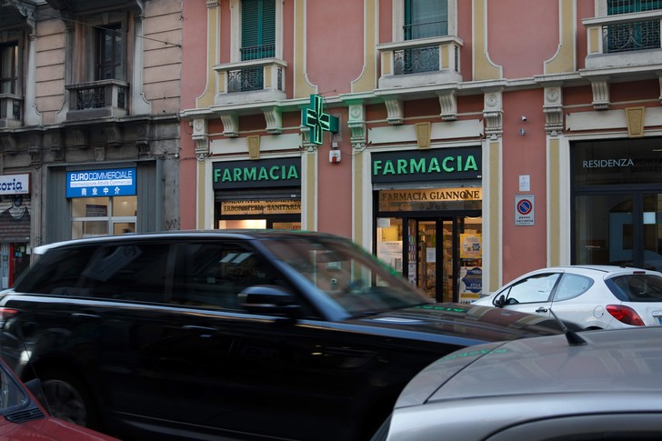 FARMACIA GIANNONE - MILANO
