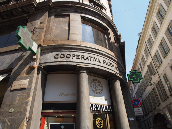 FARMACIA MANZONI - MILANO
