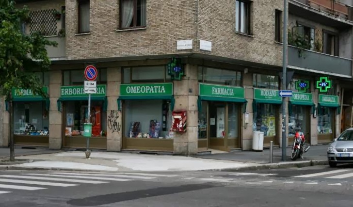 FARMACIA MODIANO CLARA - MILANO