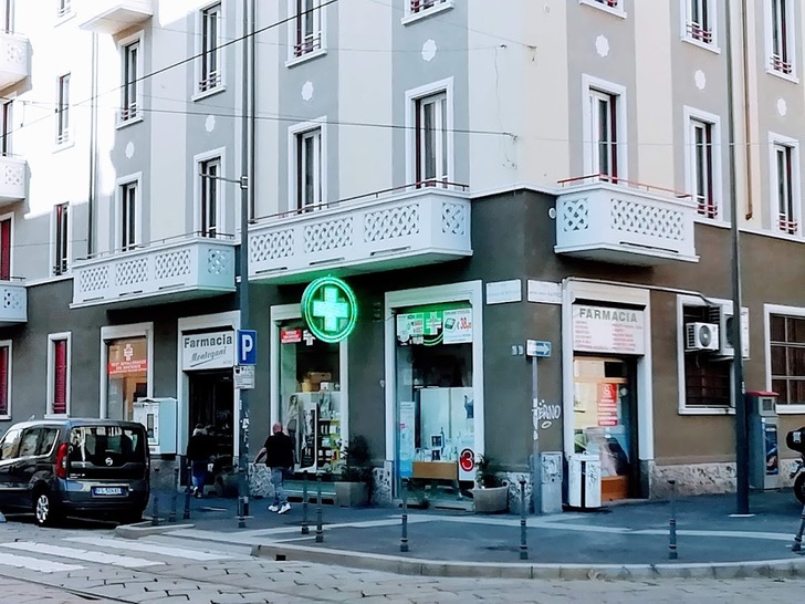 FARMACIA MONTEGANI - MILANO