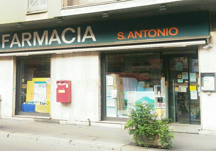 FARMACIA SANT'ANTONIO - MILANO